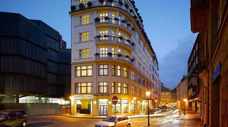 Astoria Hotel Exterior