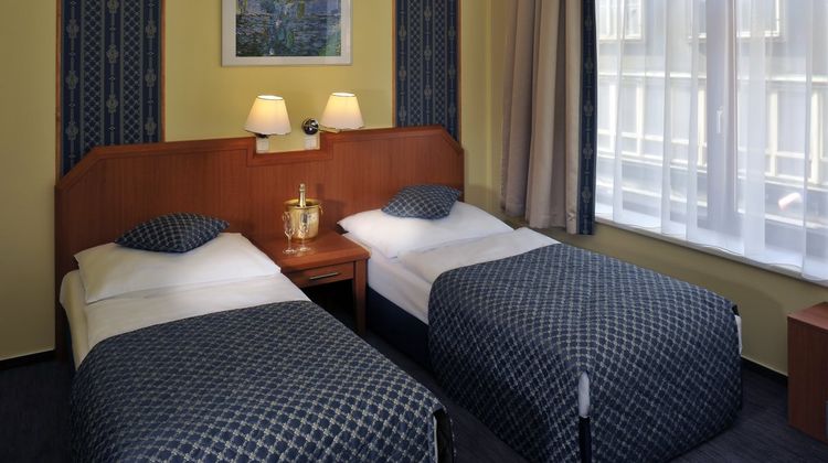 Astoria Hotel Room