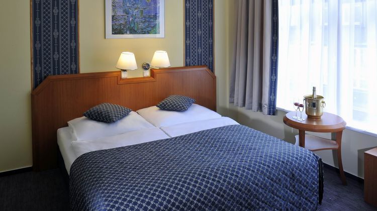 Astoria Hotel Room