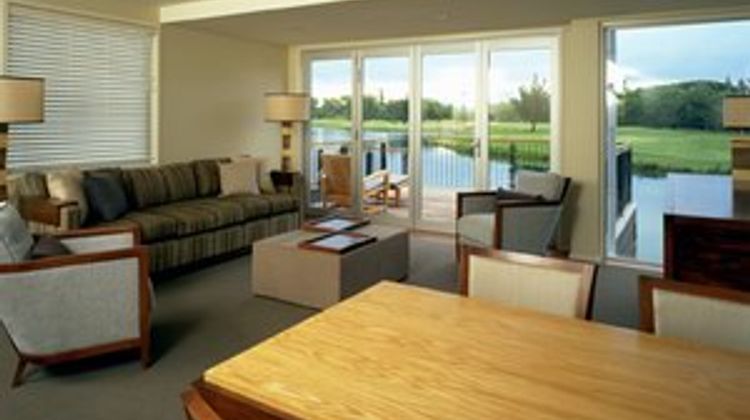 Peppers Clearwater Resort Suite