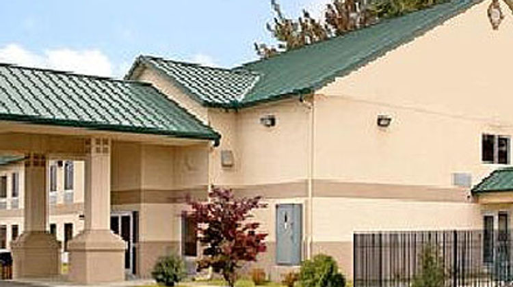 Americas Best Value Inn Exterior