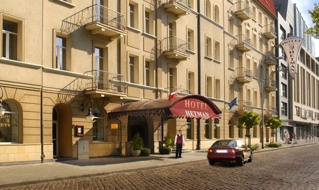 Hotel Hetman Exterior