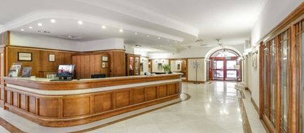 Hotel Hetman Lobby