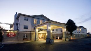 Host Inn All Suites