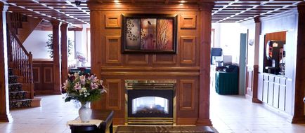Host Inn All Suites Lobby