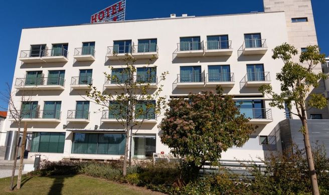 Hotel Pombalense Exterior