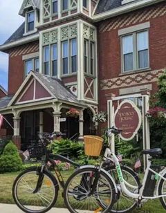 Spencer House Bed & Breakfast