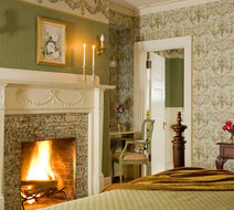 Berry Manor Inn Room