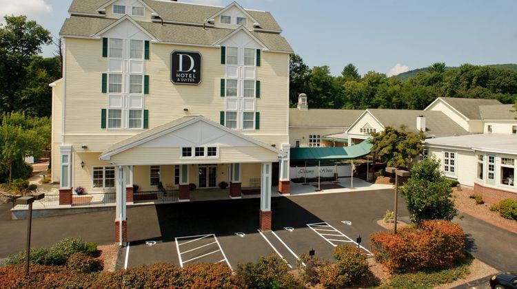 D. Hotel Suites & Spa Exterior
