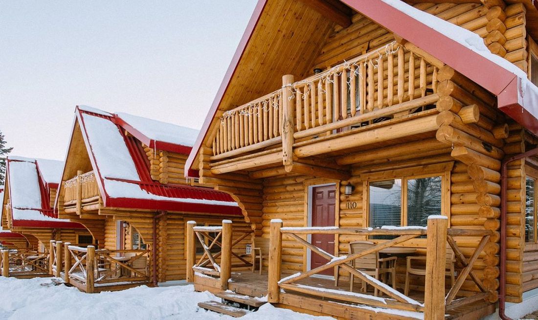Miette Mountain Cabins Exterior