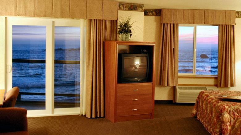 <b>Oceanfront Lodge Room</b>