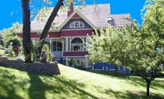 The Robin's Nest Bed & Breakfast