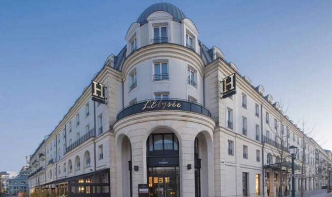 Hotel l'Elysee Val d'Europe Exterior