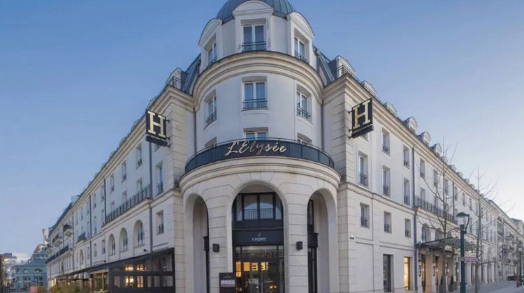 Hotel l'Elysee Val d'Europe Exterior