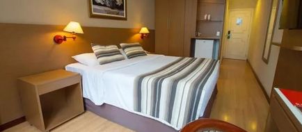 Augustos Copacabana Hotel Room