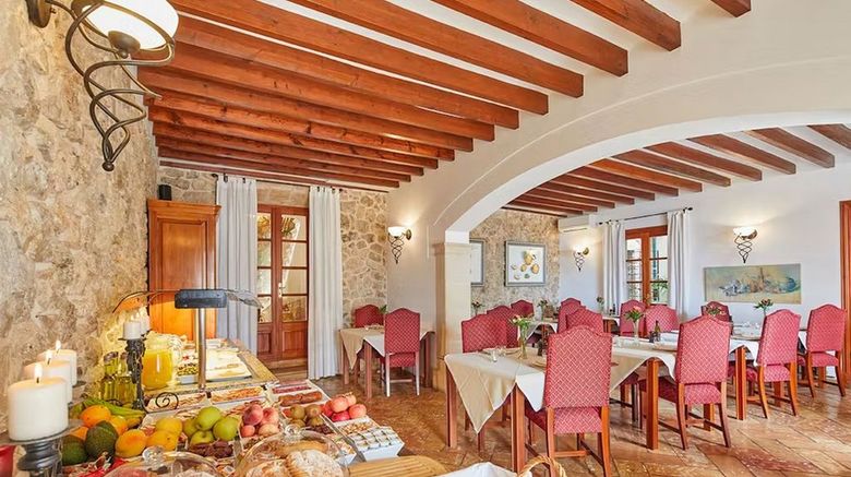 <b>Cas Comte Petit Hotel & Spa Restaurant</b>
