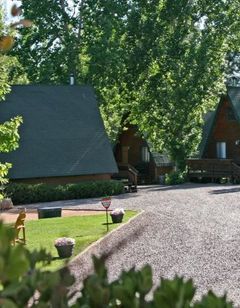 Cabins on Strawbery Hill
