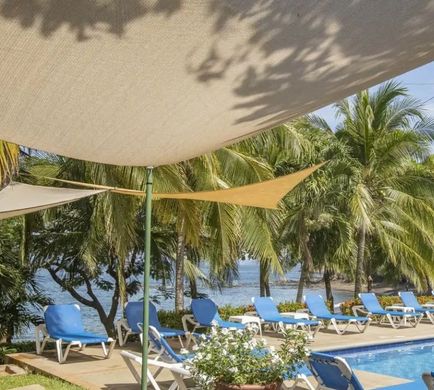 Bahia Pez Vela Resort Pool