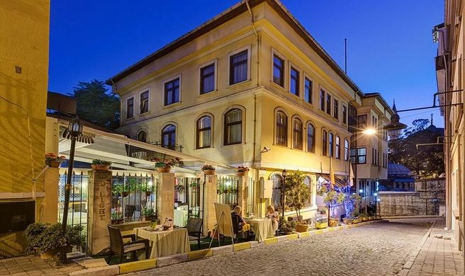 Arena Hotel Exterior