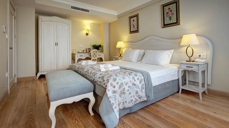 Arena Hotel Room
