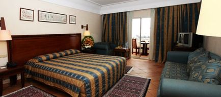 Palais des Roses Room