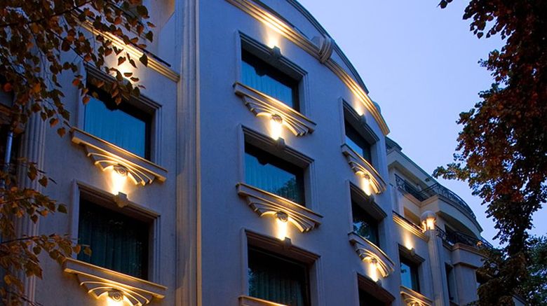<b>Capitol Hotel Exterior</b>