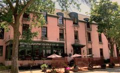 County Clare Irish Inn and Pub