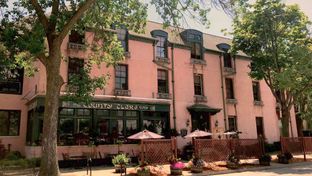 County Clare Irish Inn and Pub