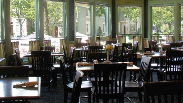 County Clare Irish Inn and Pub Restaurant