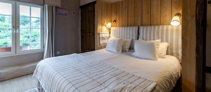 Domaine De Bassilour Chateaux Room