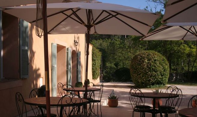 Hotel les Cigales Exterior