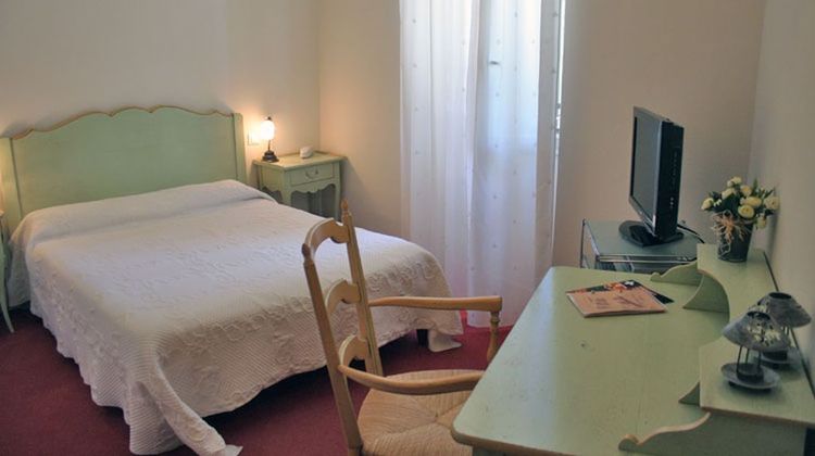 Hotel les Cigales Room