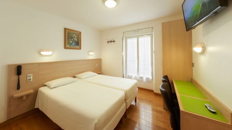 <b>Hotel Darcet Room</b>