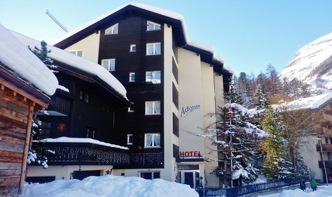 Hotel Adonis Exterior