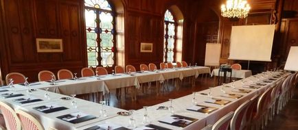 Chateau de Maulmont Meeting