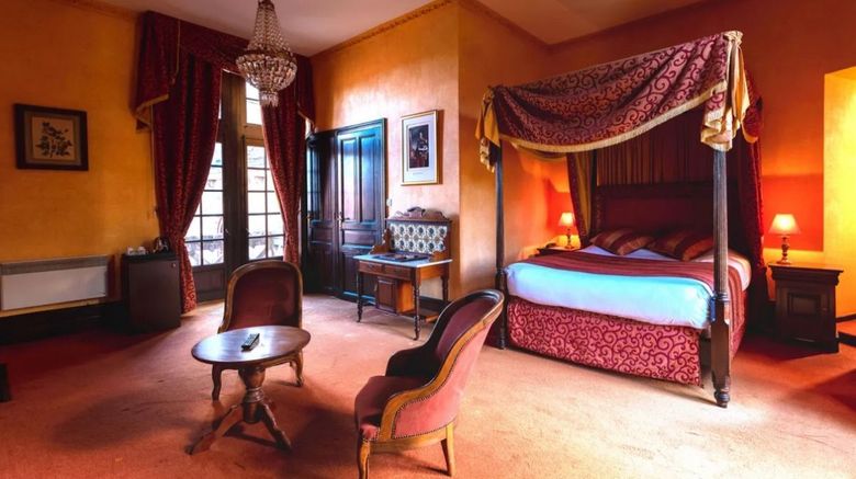 <b>Chateau de Maulmont Room</b>