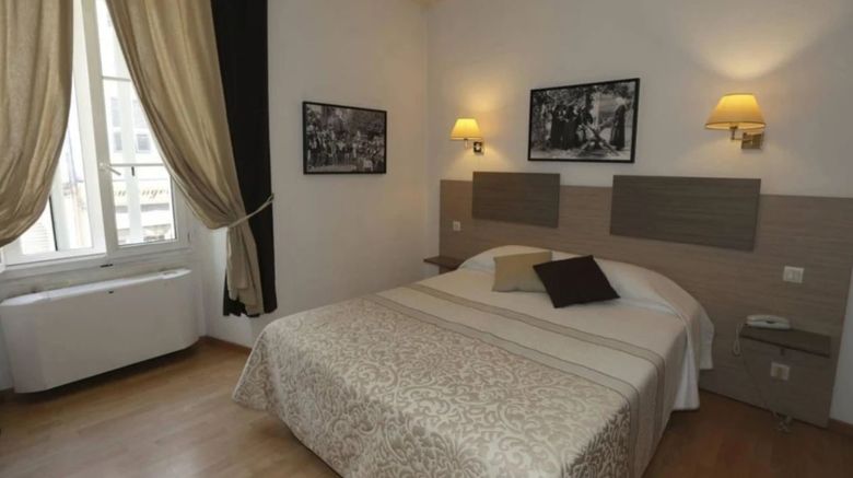 <b>Hotel du Nord Room</b>