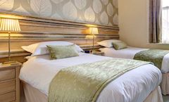 Edwardene Hotel