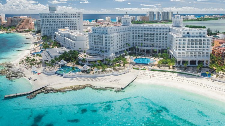 Hotel Riu Palace Las Americas Exterior