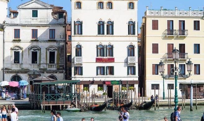 Hotel Antiche Figure Exterior