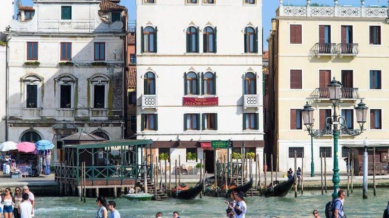 Hotel Antiche Figure Exterior