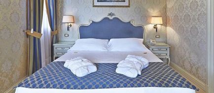 Hotel Antiche Figure Room