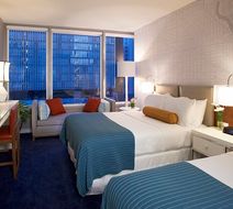 Kinzie Hotel Room