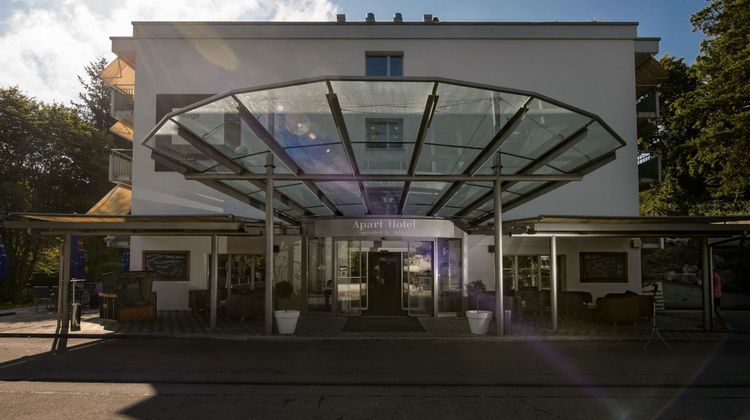 Apart Hotel operated by Hilton Exterior