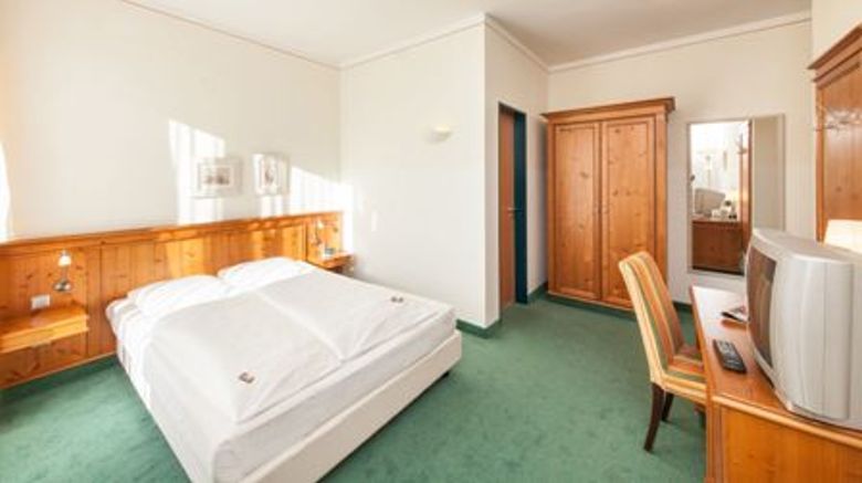 <b>Novum Hotel Seidlhof Muenchen Room</b>