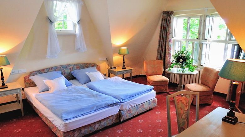 <b>Hotel Podewils Castle in Krag Room</b>