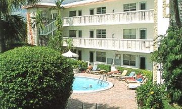 Deerfield Buccaneer Resort Apartments