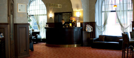 Hestia Hotel Barons Lobby
