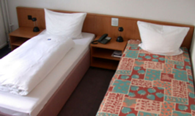 Hotel Am Schillerplatz Room