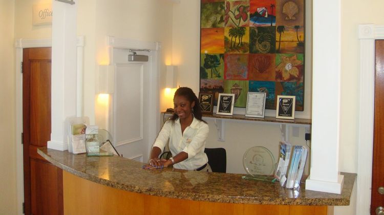 Villa Renaissance Lobby